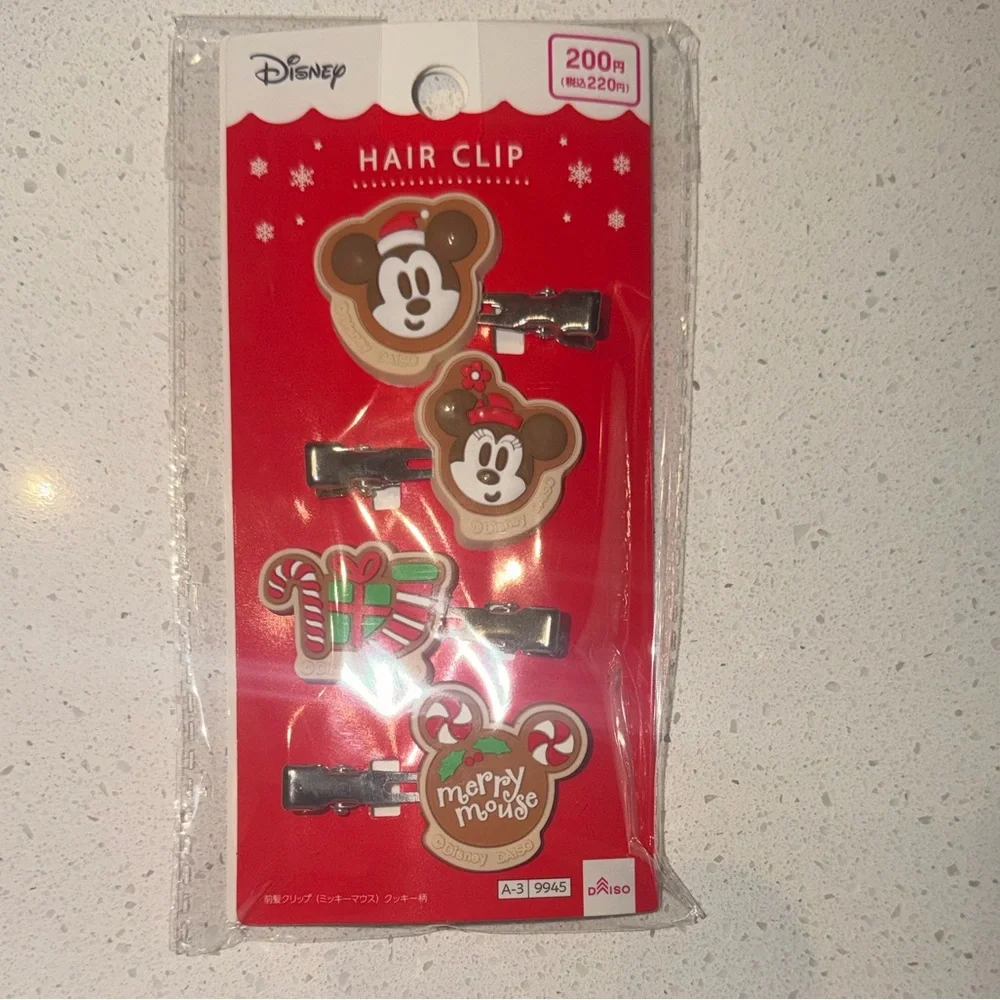 Daiso Disney Christmas mickey and Minnie gingerbread Hair Clip Set